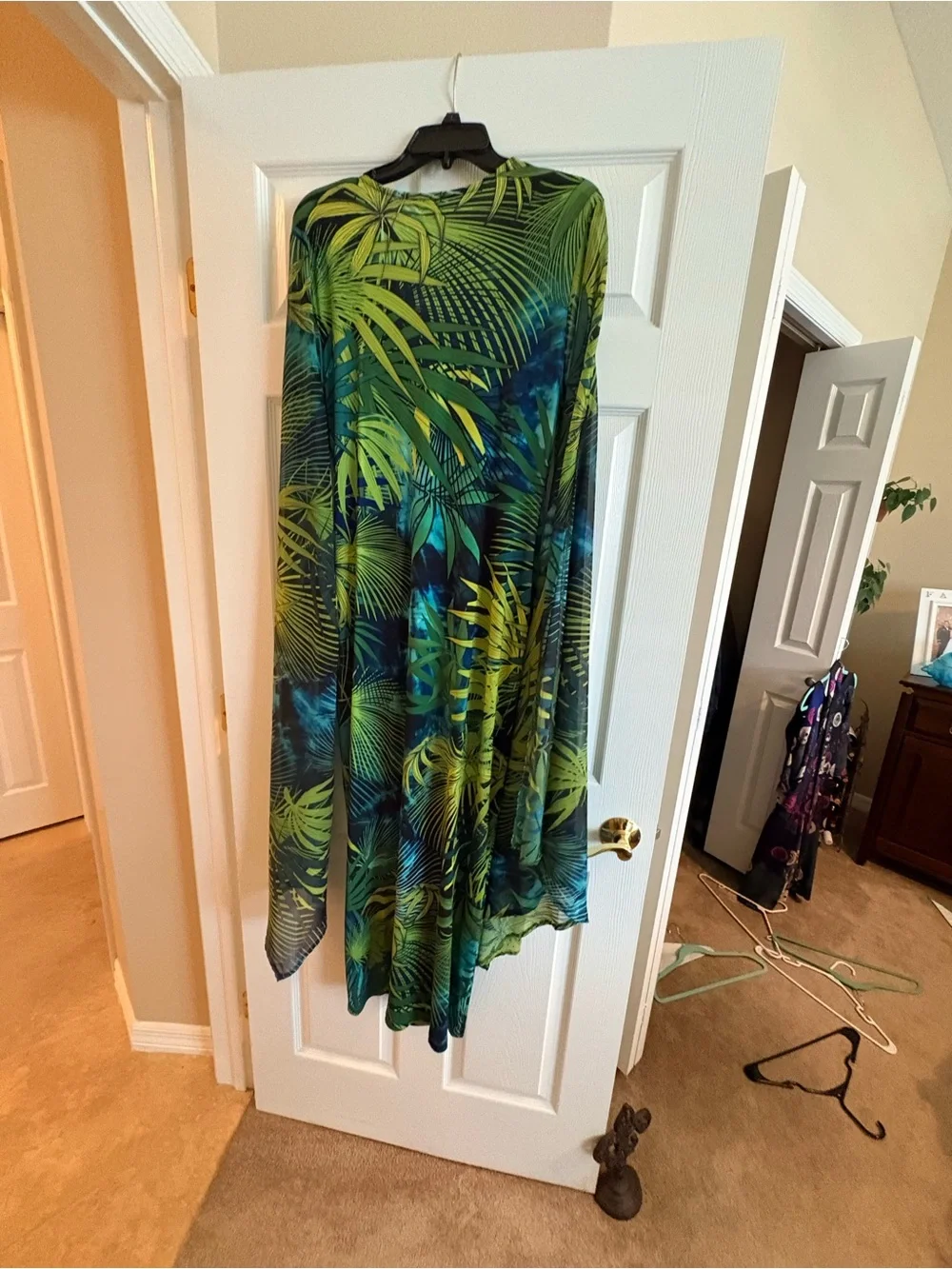 VENUS Green Tropical-Print Maxi Wrap Dress - Picture 9 of 10